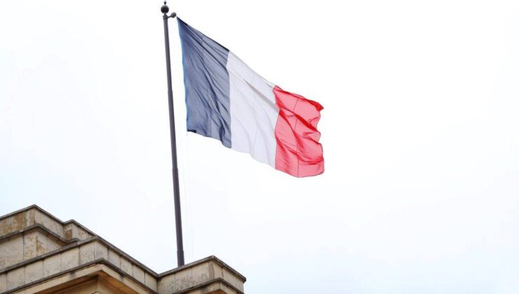 Fransa’da Cezayirli Gencin Öldürülmesi Yalnızca Bir Kıvılcım Mıydı?