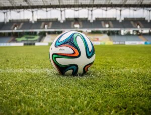 Lyon-Beşiktaş maçı ne zaman, saat kaçta? Lyon-Beşiktaş maçı hangi kanalda, şifresiz mi?