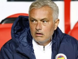 Mourinho yeniden İngiliz gazetelerinin manşetlerinde