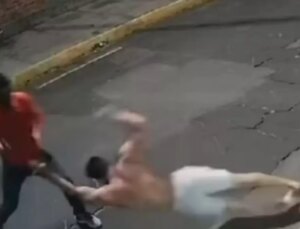 Spor eğitmeni, evinin önünde bir polis memuru tarafından öldürüldü
