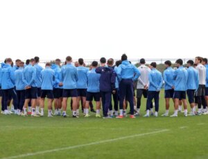 Trabzonspor’da Fenerbahçe Maçı Öncesi Gergin Bekleyiş