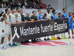 Aliağa Petkimspor, Unicaja’ya Farklı Yenildi