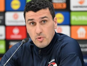 AZ Alkmaar Teknik Direktörü Martens’ten Fenerbahçe Açıklamaları