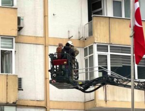 Beşiktaş’ta can pazarı: Elektrik panosundan çıkan yangın paniğe neden oldu