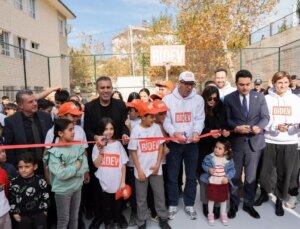 BİDEV 10’uncu basketbol sahasını Adıyaman’da açtı