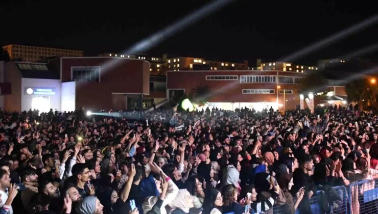 Cumhuriyet’in 101. Yılı Kutlamasında Sinan Akçıl Konseri