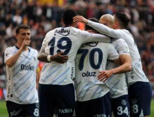 Fenerbahçe, Kayserispor’u İlk Yarıda 3-1 Geçti