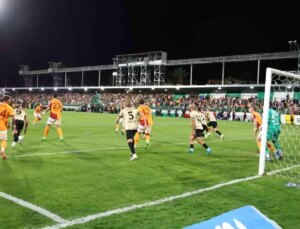 Galatasaray ve Bodrum FK’nın İlk Yarı Performansı