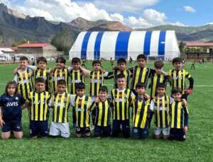 Kars’tan İki Sporcunun Fenerbahçe Seçmelerine Yolculuğu