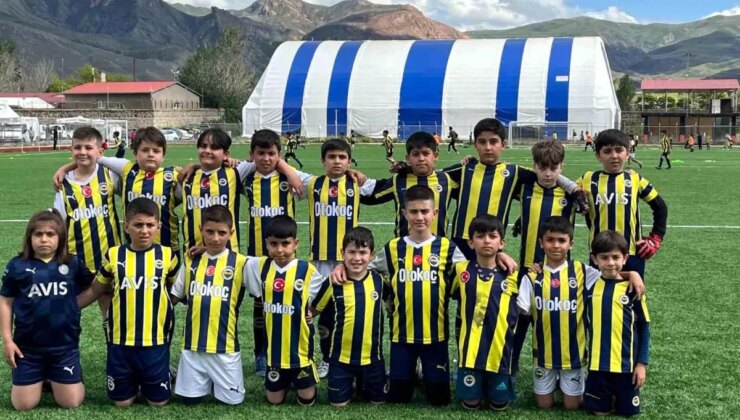 Kars’tan İki Sporcunun Fenerbahçe Seçmelerine Yolculuğu