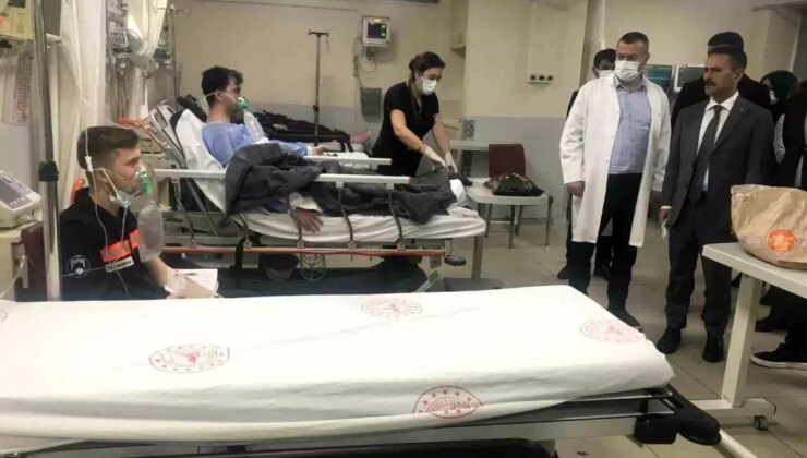 Kocaeli Valisi İlhami Aktaş, Rafinerideki Patlamada Yaralananları Ziyaret Etti