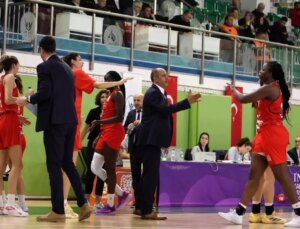 Melikgazi Kadın Basket Takımı, Fenerbahçe’ye Yenilerek 10. Sıraya Düştü