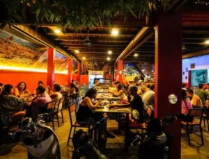 Sahte içki faciası: 4 kişi öldü, 100’den fazla kişi zehirlendi