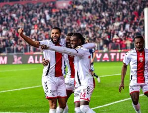 Samsunspor, Antalyaspor’u 2-0 Mağlup Etti