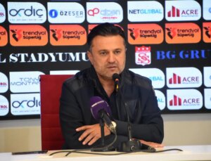 Sivasspor Teknik Direktörü Bülent Uygun İstifa Kararından Vazgeçti