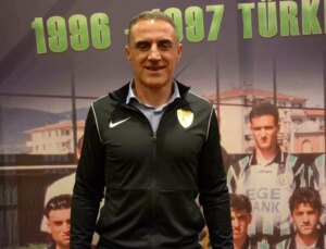 Tayfur Havutçu Kanser Tedavisi Nedeniyle Yoğun Bakıma Alındı