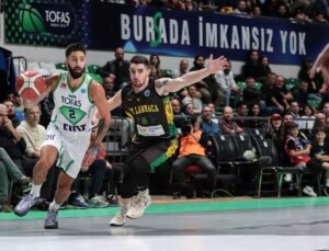 TOFAŞ, Petrolina AEK’yi Rahat Geçti