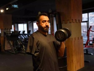 9 yaşında kolunu kaybetti, 30 yılda yapmadık spor bırakmadı