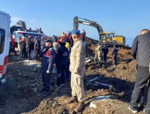 Artvin’de meydana gelen heyelanda 4 genç hayatını kaybetti