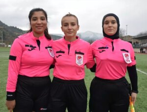 Bilecik’te Kadın Hakemlerden Önemli Mesaj: ‘Kadına Yönelik Şiddete Karşı Dünyayla Aynı Sahayız’