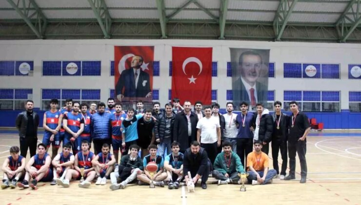 Düzce’de YurtLig Basketbol Turnuvası’nda Şampiyon Aliya İzzetbegoviç Yurdu