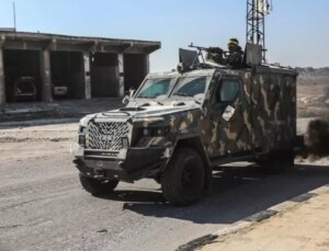 Esed rejimiyle çatışan muhalif gruplar Halep kent merkezine girdi