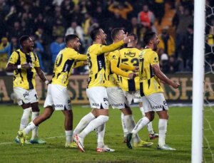 Fenerbahçe, Eyüpspor ile Süper Lig’de İlk Randevusunu Yaşayacak