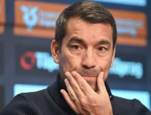 Giovanni van Bronckhorst’un kaderi belli oldu