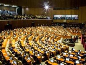 Güney Kore’de parlamento sıkıyönetim kararını iptal etti