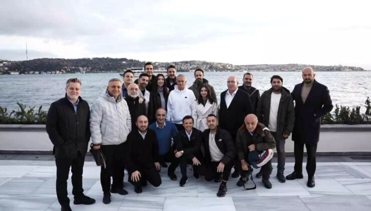 Jose Mourinho: “Derbi şampiyonluk yolunda belirleyici olmayacak”