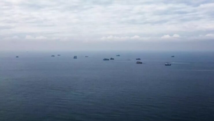 Karasu’da Sığlaşma, Hamsi Avcılarını Zora Soktu