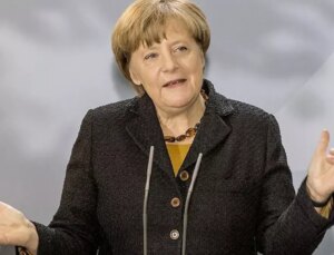 Merkel kendisini çok mutlu eden iki Türk’ü açıkladı