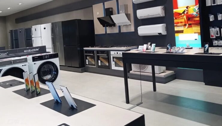 Samsung çok sayıda krizle karşı karşıya kalınca yöneticiler işten çıkardı