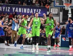 TOFAŞ Basketbol Takımı Namağlup Unvanını Koruyor