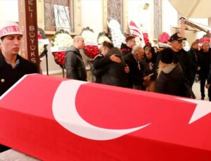 Ambulans Helikopter Kazasında Hayatını Kaybeden Pilot Tamer Gönül’ün Cenazesi Toprağa Verildi