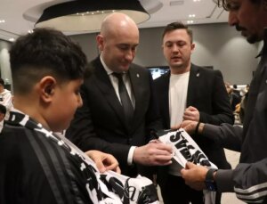 Beşiktaş Kulübü Başkanı Hüseyin Yücel, Çanakkale’de taraftar derneklerinin temsilcileriyle buluştu Açıklaması