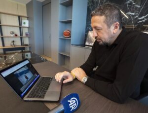 Hidayet Türkoğlu, Yılın Kareleri Oylamasında Oyunu Kullandı