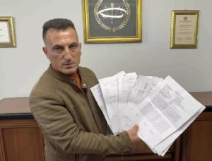 Kocaeli’de İsimleri Kullanılarak Partiye Üye Yapılan Vatandaş Şikayetçi Oldu