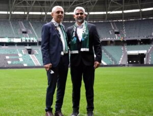 Kocaelispor, İsmet Taşdemir ile Anlaştı