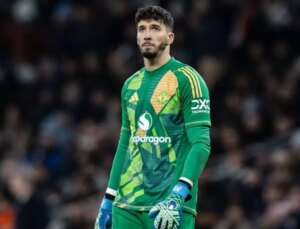 Manchester United’dan Altay Bayındır’ın sonunu getiren hamle