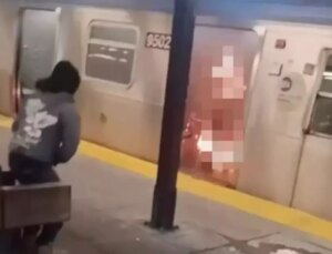 Metroda uyuyan kadın, tanımadığı bir kişi tarafından yakılarak öldürüldü