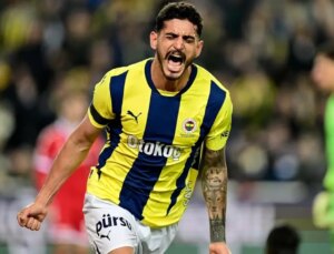 Samet Akaydın ve Hazal Çağlar aşklarını duyurdu