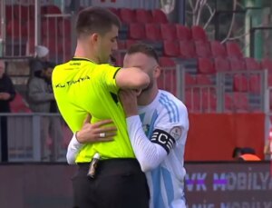 1. Lig’de ilginç anlar! Deneyimli futbolcu hakeme yalvardı