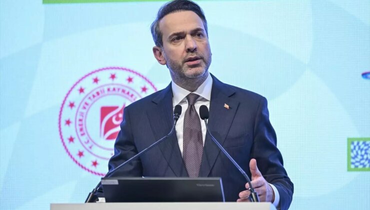 Bakan Bayraktar, 2025’te elektrik dağıtımda “cesur ve ezber bozacak” kararların alınacağını bildirdi Açıklaması