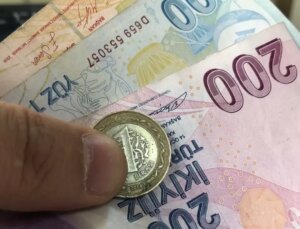 Bayram ikramiyesi ne kadar olacak? Emekli bayram ikramiyesi 2025 kaç TL oldu?