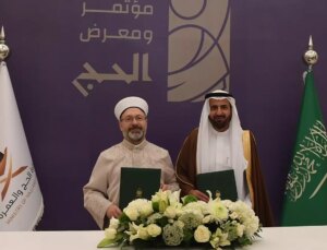 Diyanet İşleri Başkanı Erbaş ve Suudi Bakan, 2025 Hac Protokolünü İmzaladı