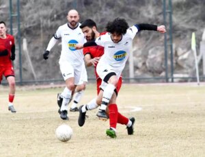 Hacılar Erciyesspor, Özvatanspor’u 5-0 ile Geçerek Lider Oldu