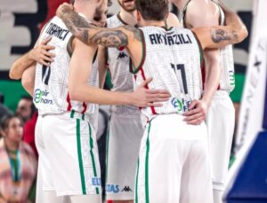 Karşıyaka, İç Sahada Fenerbahçe’ye Yenilerek İlk Kayıp Yaşadı