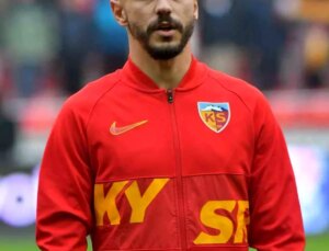 Kayserispor’un Kaptanı Gökhan Sazdağı, Samsunspor Maçında Cezalı