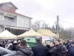Kocaeli’de trafik kazasında hayatını kaybeden 14 yaşındaki öğrenci Sude Tamir toprağa verildi